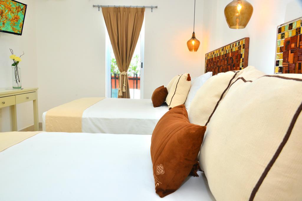 Hotel Unic Design & Restaurant- 5th Avenue (adults Only) 4*